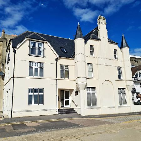 Seas The Day - Beachfront Apartment - Sleeps 4 Ramsgate Eksteriør bilde