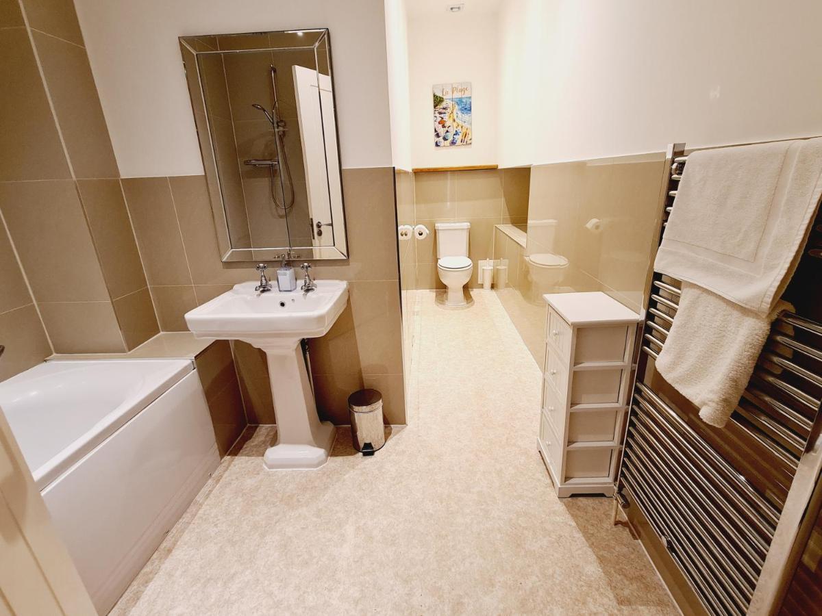 Seas The Day - Beachfront Apartment - Sleeps 4 Ramsgate Eksteriør bilde