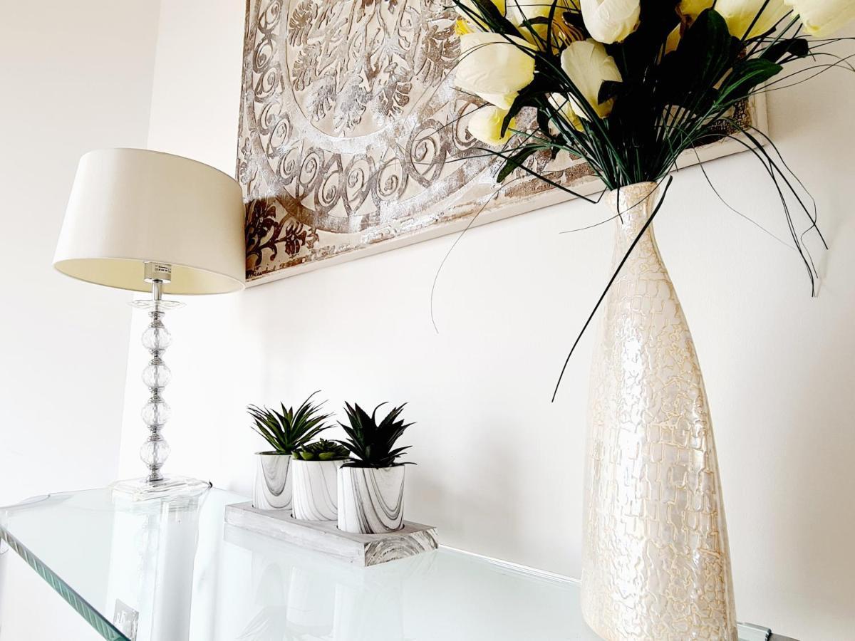 Seas The Day - Beachfront Apartment - Sleeps 4 Ramsgate Eksteriør bilde