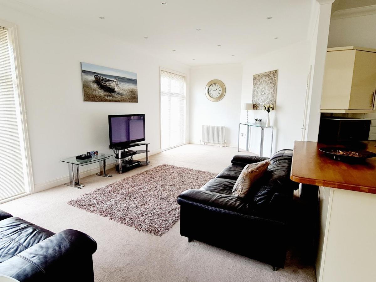 Seas The Day - Beachfront Apartment - Sleeps 4 Ramsgate Eksteriør bilde